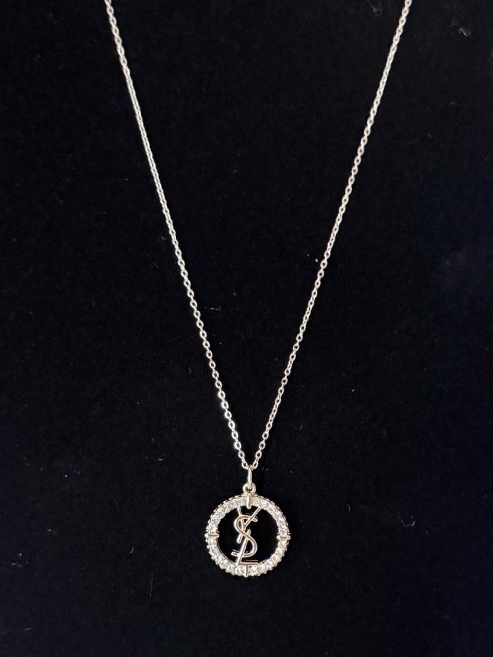 Silver-Tone Interlocking Link Fashion Necklace